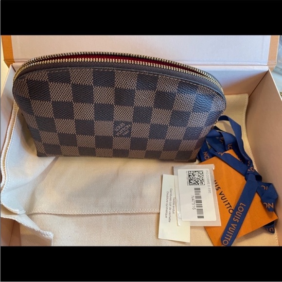 Louis Vuitton Cosmetic Pouch ❤️ - Picture 13 of 16